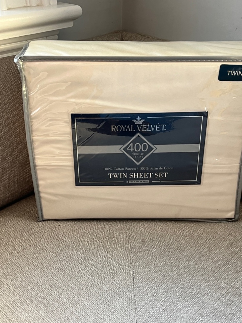 Brand New Royal Velvet 400 Thread Count Twin Sheet Set